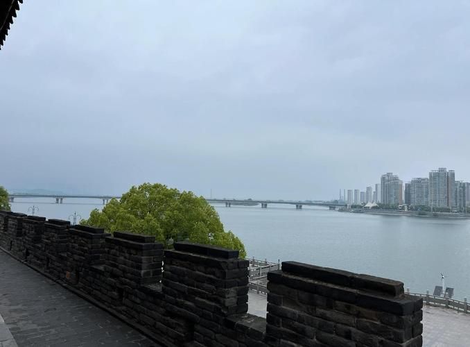 【襄城：汉江屏障下的疫情破防与精准流调】
