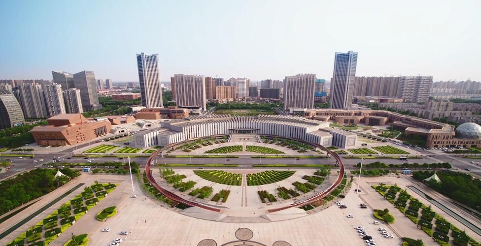 新乡疫情：平原枢纽的防控承压与地理屏障