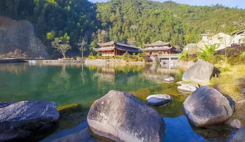 武义：温泉小城的疫情防线与地理屏障