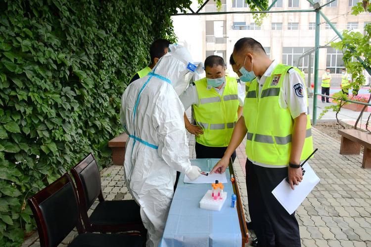 桐乡：水乡交通枢纽下的疫情压力与精准防控