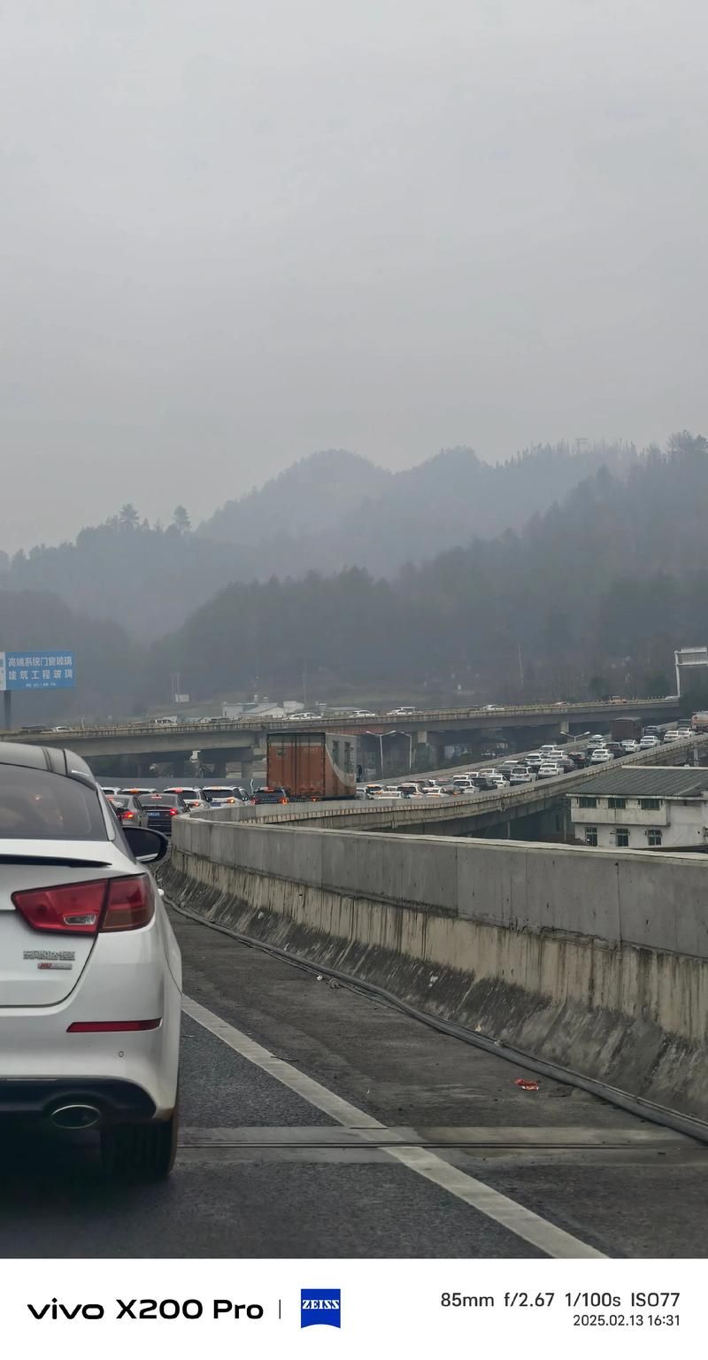 云岩区：黔中交通枢纽下的疫情破防与围堵