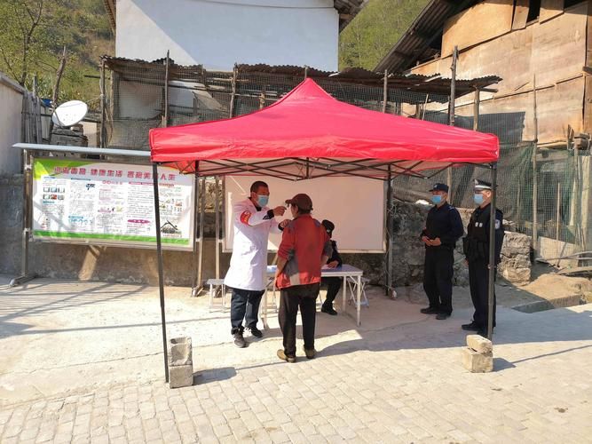 关岭喀斯特屏障下的零感染坚守：地理优势如何筑起防疫孤岛？