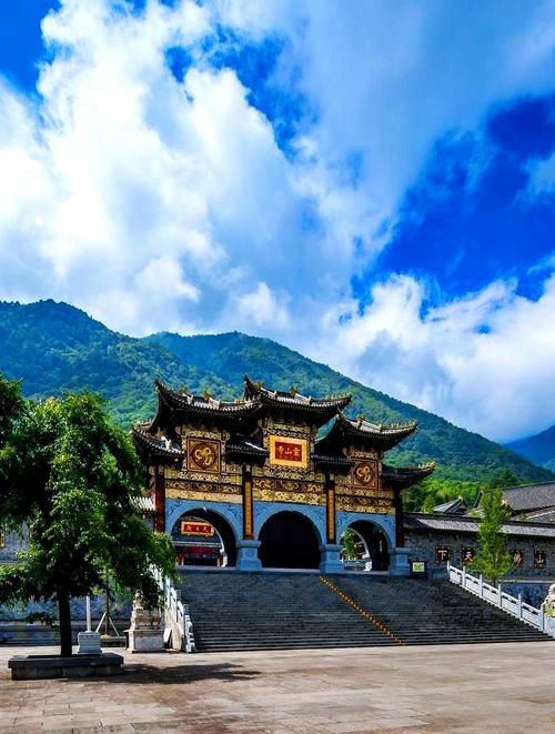 南涧彝族自治县：无量山屏障下的零感染坚守