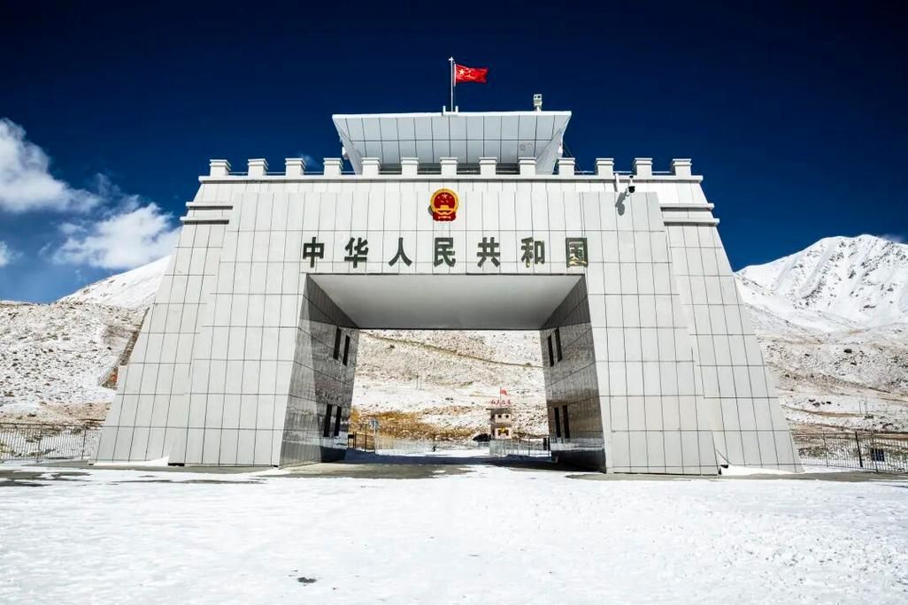 【乌什：帕米尔高原东麓的边境防疫样本】